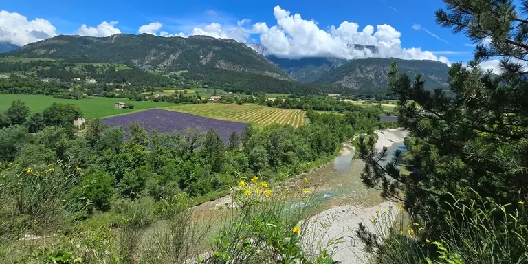 Uitzicht vanuit de Drôme tijdens een fietstocht