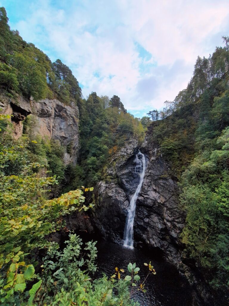 Foto bij Van Inverfarigaig naar de Falls of Foyers